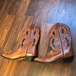 Laredo Cowgirl Boots